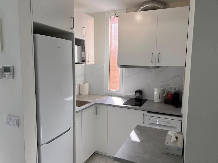 Apartament Fuengirola Puerto Y Mar Zewnętrze zdjęcie